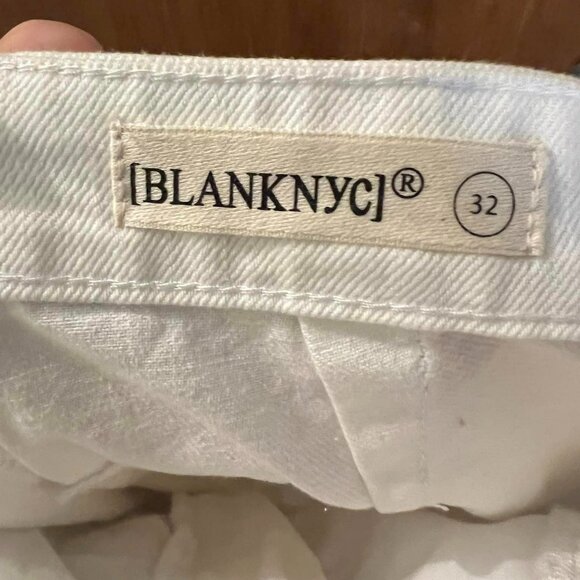 🐻Waist 28 - Blank NYC - NWT - White  Jeans - W35"/L25" - Picture 2 of 7